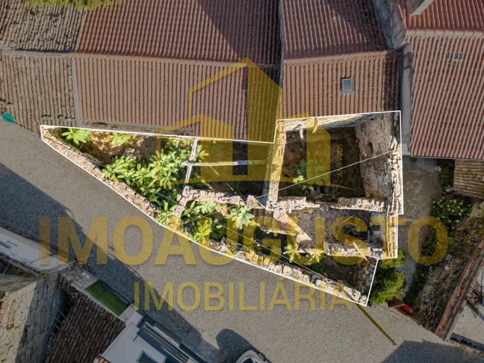 Moradia T3 para Venda em Pinzio Foto 2