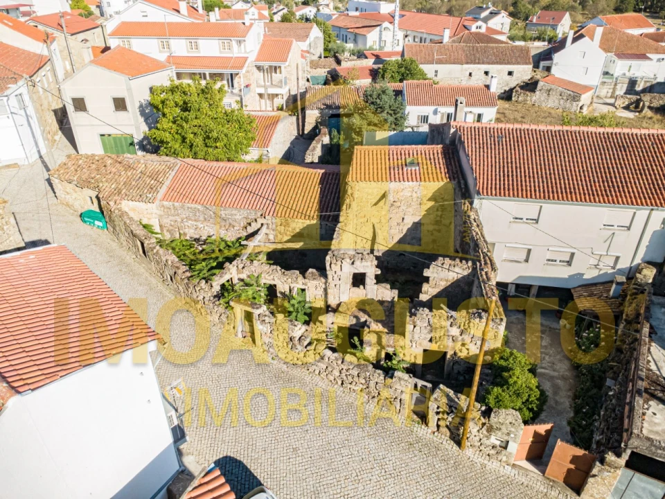 Moradia T3 para Venda em Pinzio Foto 6
