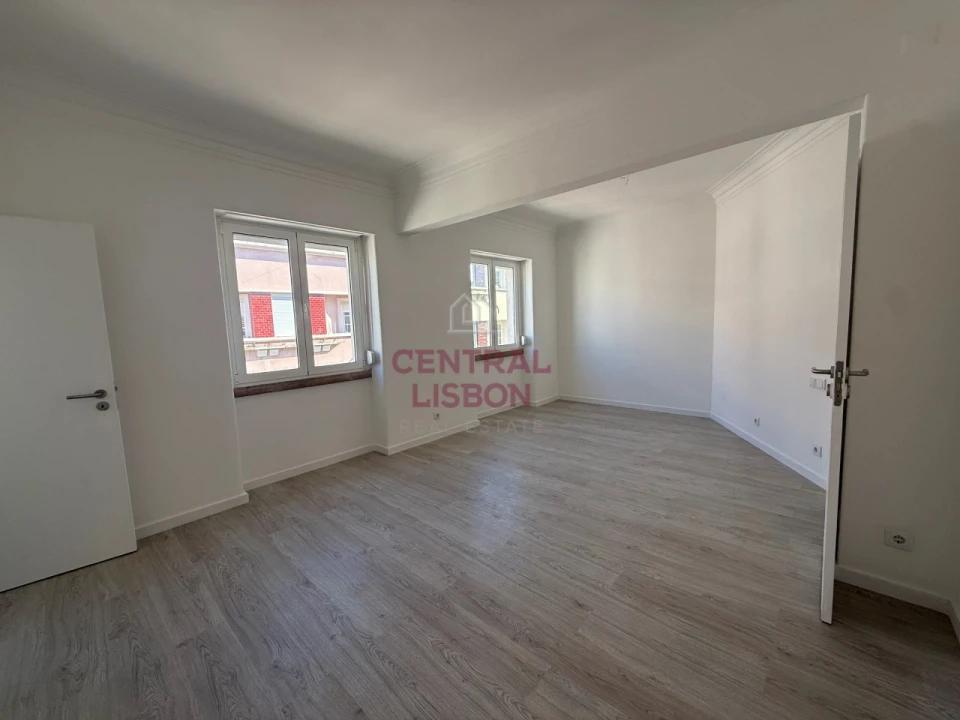 Apartamento T1 para Venda em São Vicente Foto 7