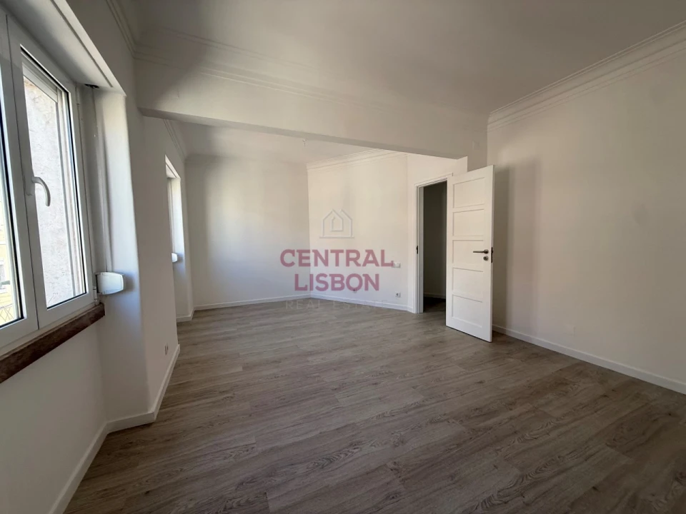 Apartamento T1 para Venda em São Vicente Foto 9
