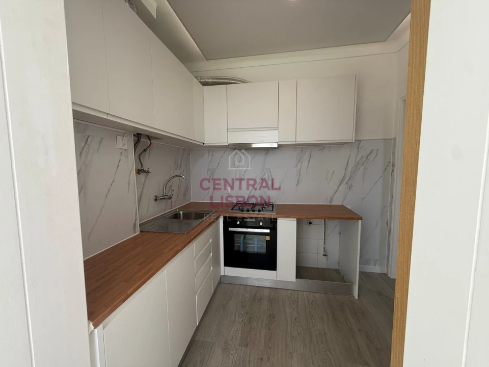 Apartamento T1 para Venda em São Vicente Foto 17