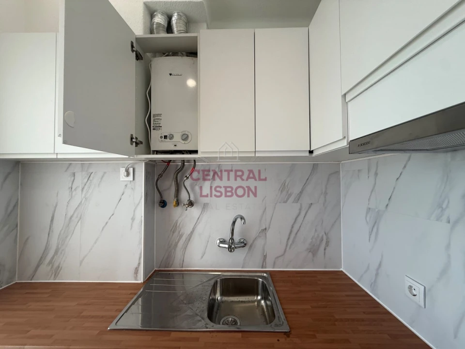 Apartamento T1 para Venda em São Vicente Foto 19