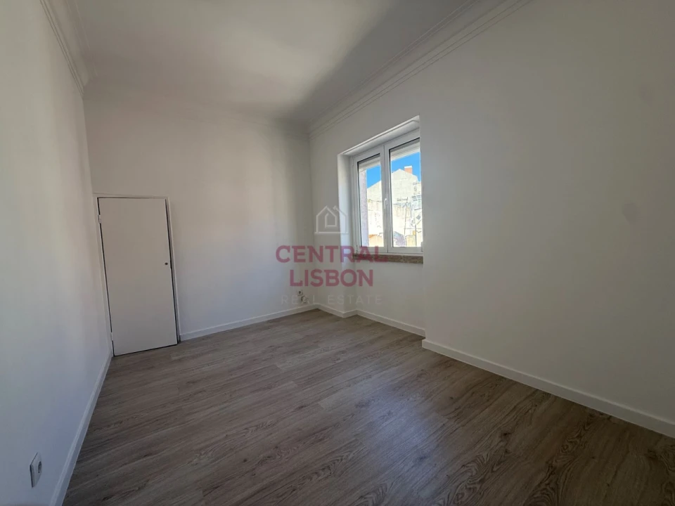 Apartamento T1 para Venda em São Vicente Foto 23