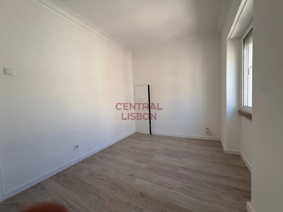 Apartamento T1 para Venda em São Vicente Foto 26