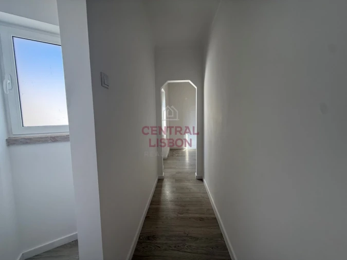 Apartamento T1 para Venda em São Vicente Foto 12