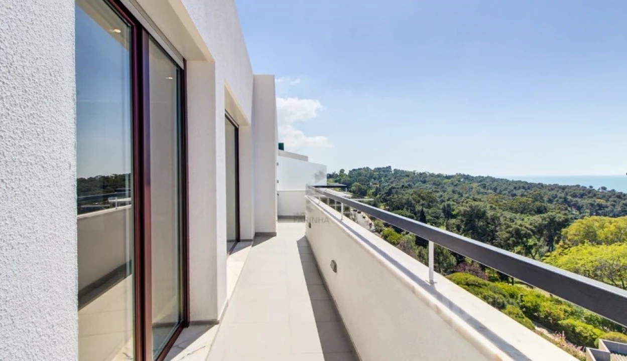 Apartamento T3 para Arrendamento em Algés, Linda-A-Velha e Cruz Quebrada-Dafundo Foto 3