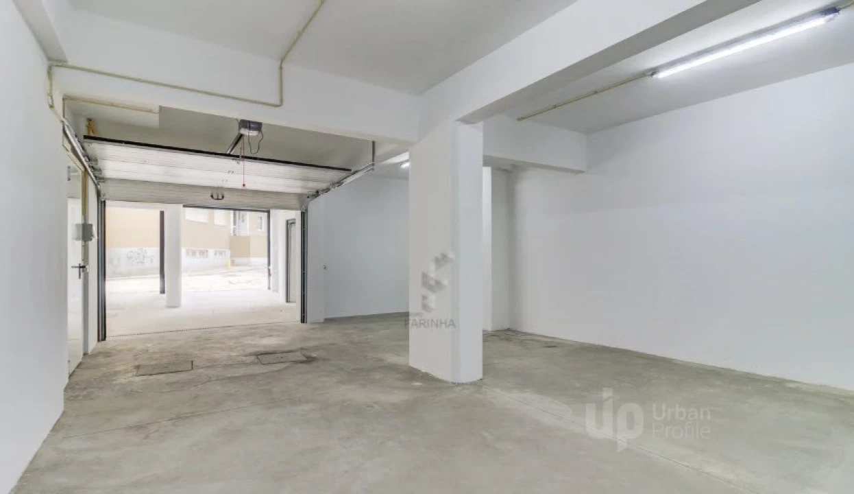 Apartamento T3 para Arrendamento em Algés, Linda-A-Velha e Cruz Quebrada-Dafundo Foto 10