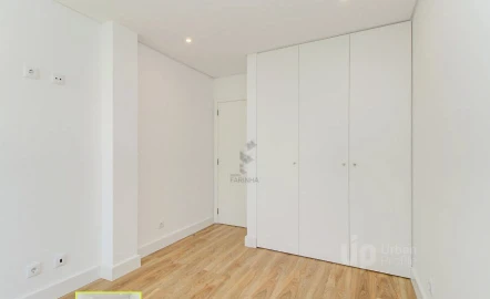 Apartamento T3 para Arrendamento em Algés, Linda-A-Velha e Cruz Quebrada-Dafundo