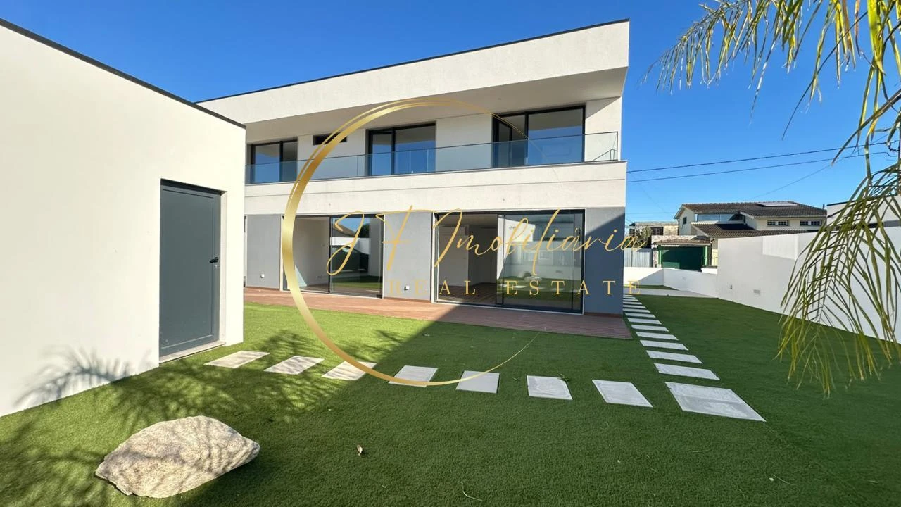 Moradia T4 para Venda em Ílhavo (São Salvador) Foto 6