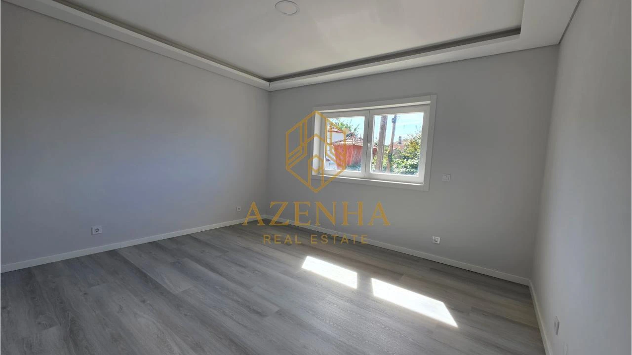 Moradia T3 para Venda em Santa Maria de Lamas Foto 5