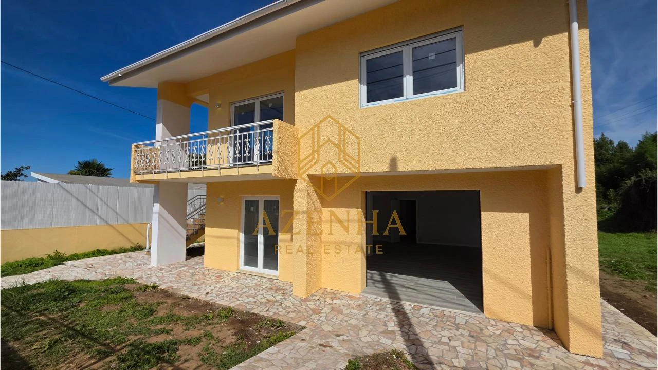 Moradia T3 para Venda em Santa Maria de Lamas Foto 29