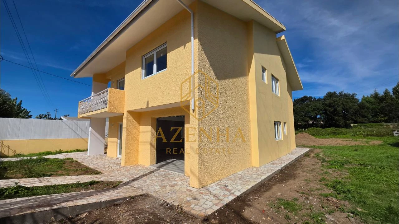Moradia T3 para Venda em Santa Maria de Lamas Foto 28
