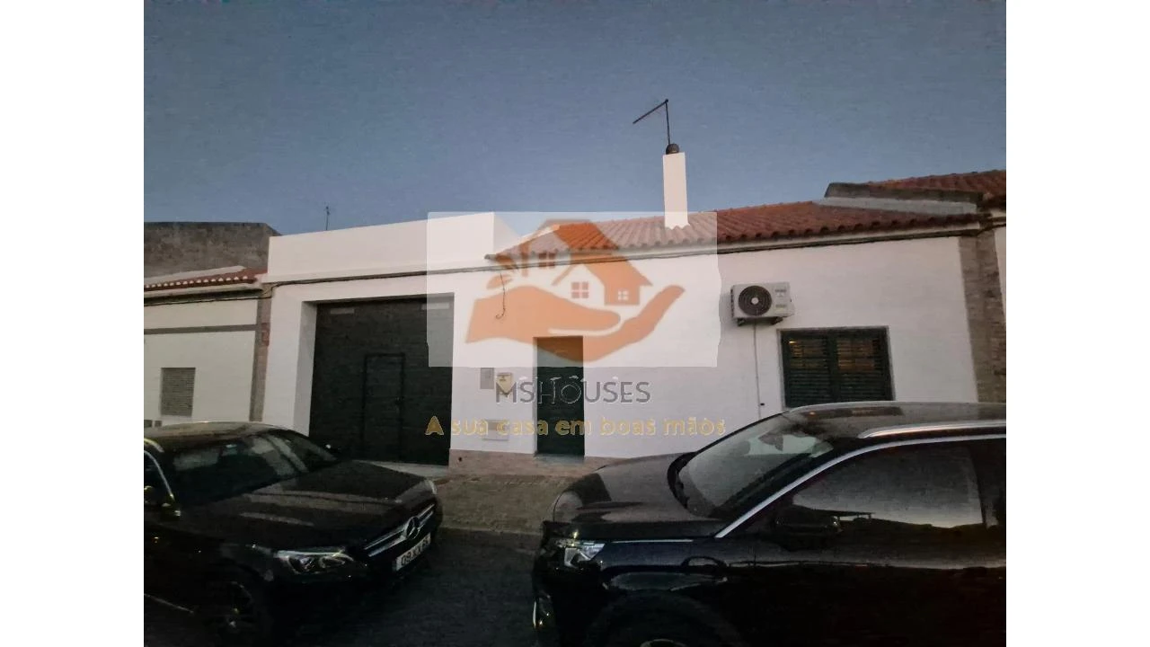 Moradia T1 para Venda em Aljustrel e Rio de Moinhos Foto 1