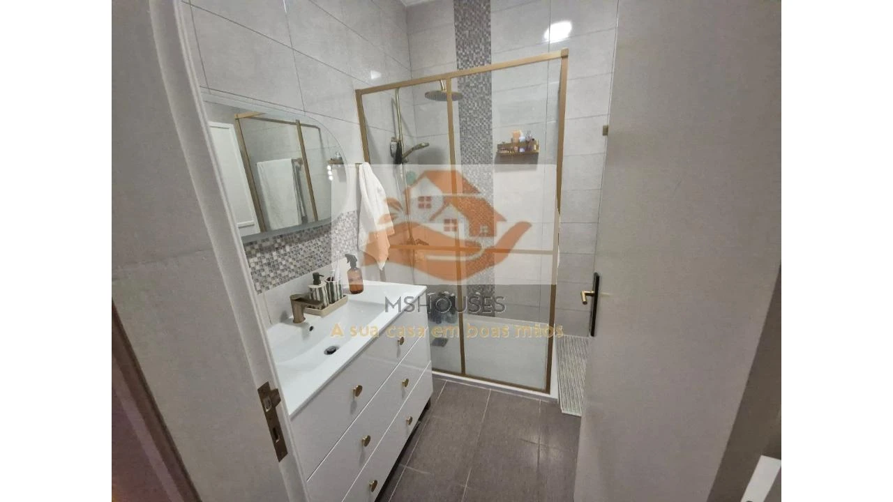 Moradia T1 para Venda em Aljustrel e Rio de Moinhos Foto 7