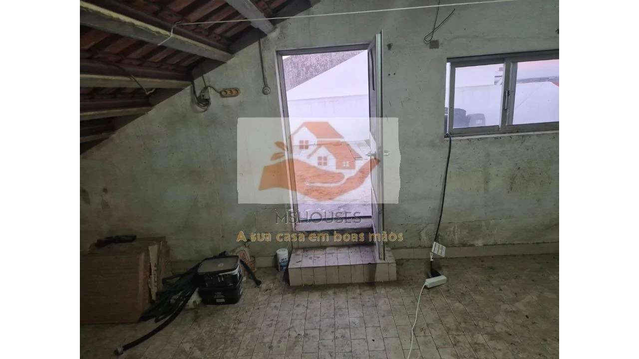 Moradia T1 para Venda em Aljustrel e Rio de Moinhos Foto 21