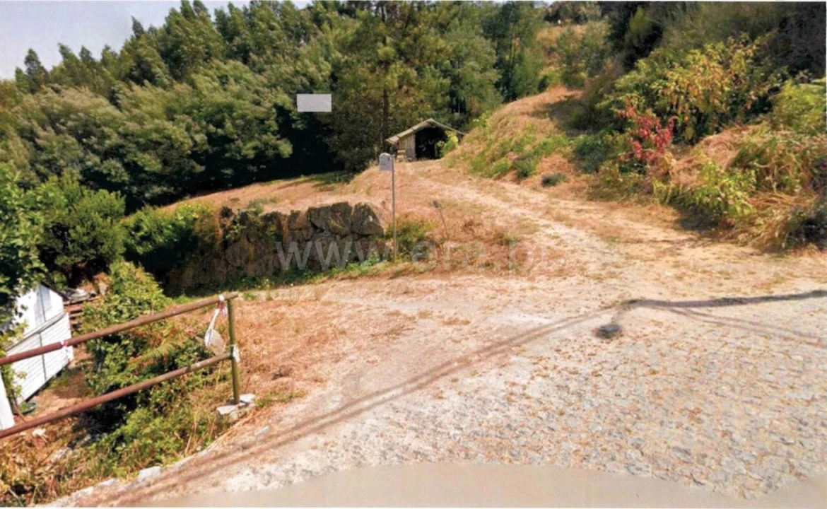 Terreno para Venda em Sobrado e Bairros Foto 2