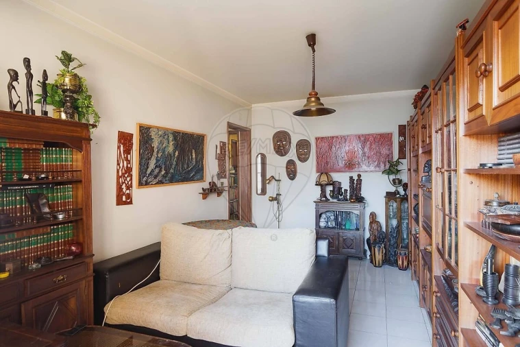 Apartamento T2 para Venda em Encosta do Sol Foto 3