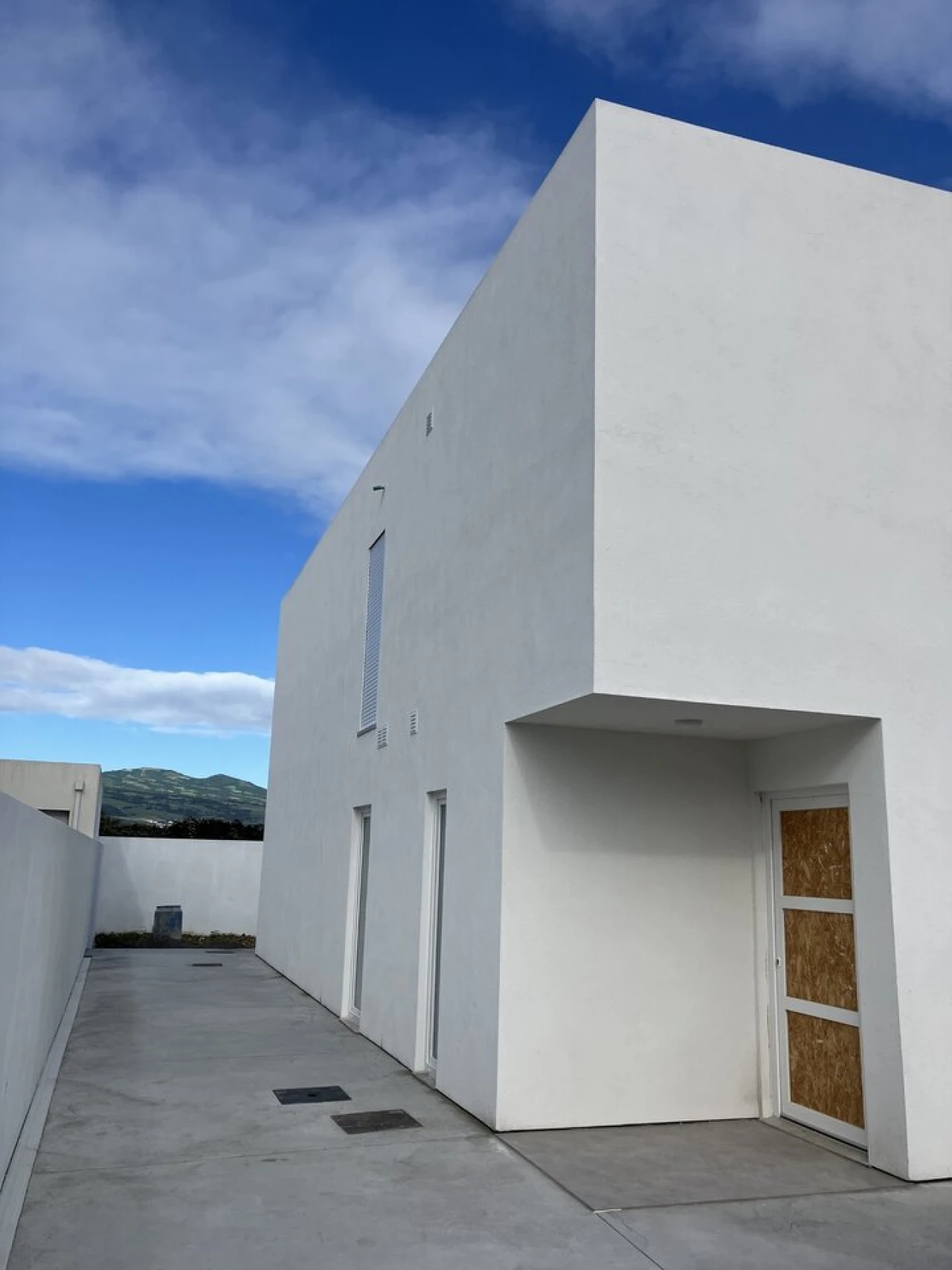 Moradia T4 para Venda em Fenais da Luz Foto 2