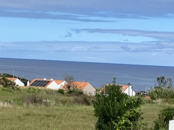 Moradia T4 para Venda em Fenais da Luz