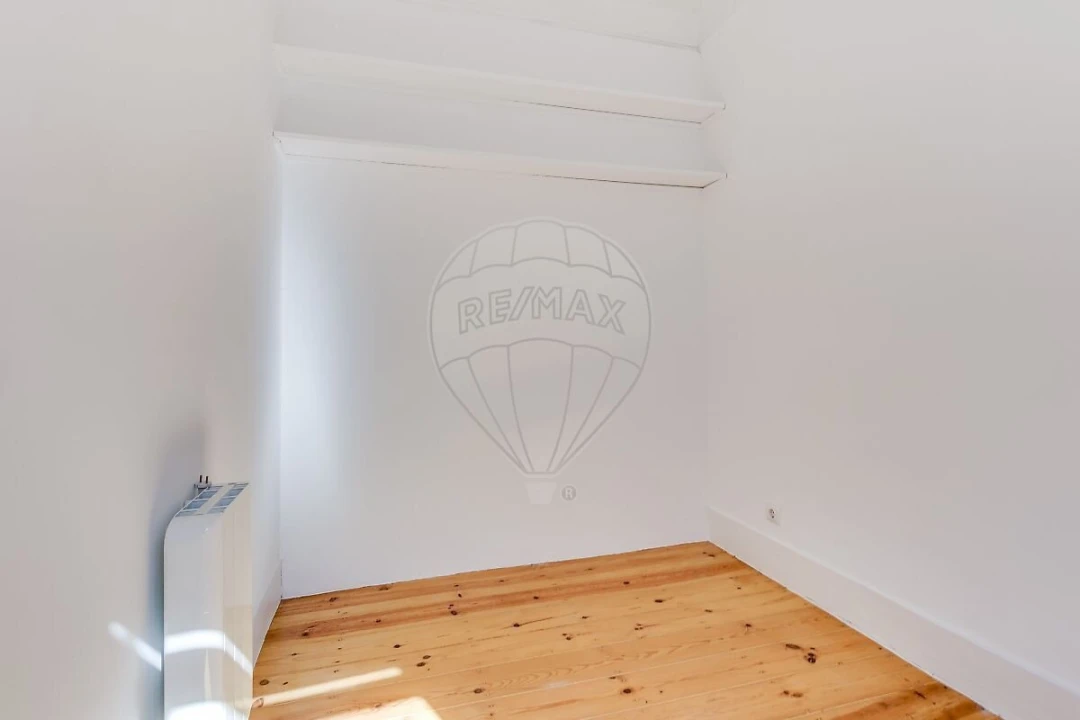 Apartamento T3 para Venda em Santo António Foto 12