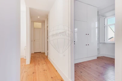 Apartamento T3 para Venda em Santo António