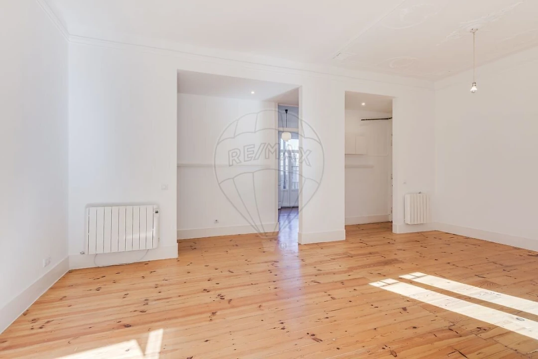 Apartamento T3 para Venda em Santo António Foto 15