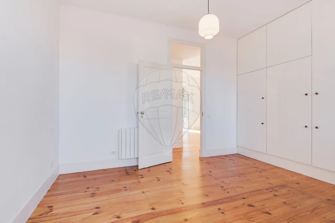 Apartamento T3 para Venda em Santo António Foto 20