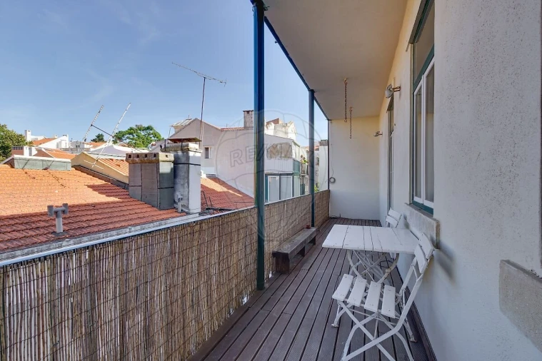 Apartamento T3 para Venda em Santo António Foto 38