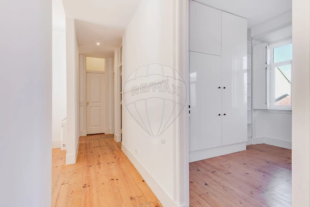 Apartamento T3 para Venda em Santo António Foto 19
