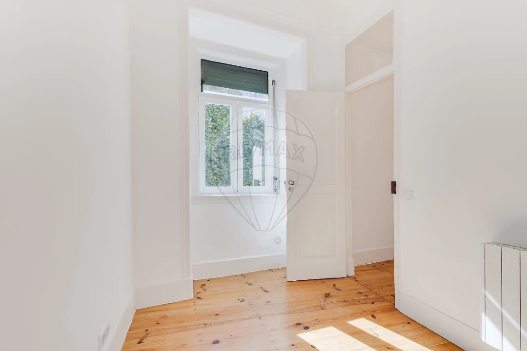 Apartamento T3 para Venda em Santo António Foto 10