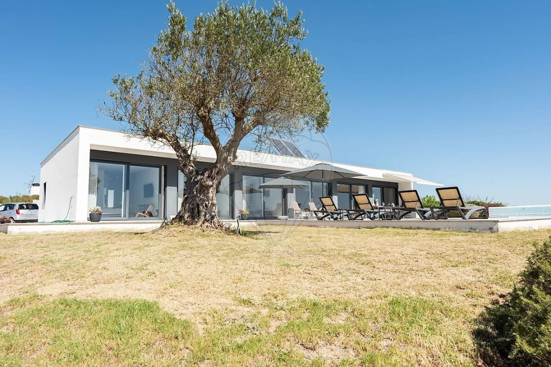 Moradia T3 para Venda em Roliça Foto 3