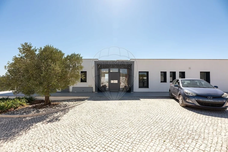 Moradia T3 para Venda em Roliça Foto 48