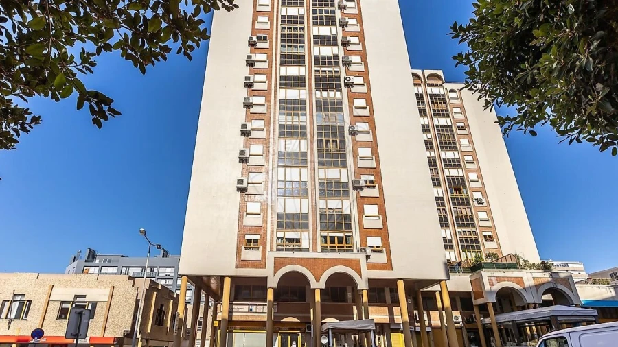 Apartamento T1 para Venda em Benfica