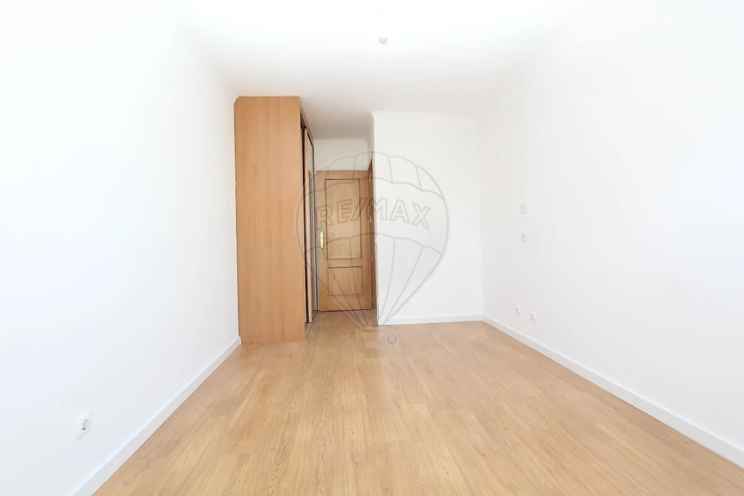 Apartamento T2 para Venda em Malveira e São Miguel de Alcainça Foto 18