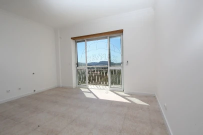 Apartamento T2 para Venda em Malveira e São Miguel de Alcainça
