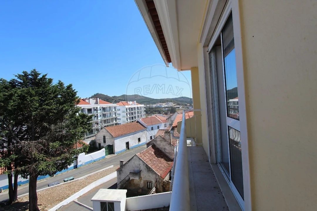 Apartamento T2 para Venda em Malveira e São Miguel de Alcainça Foto 4