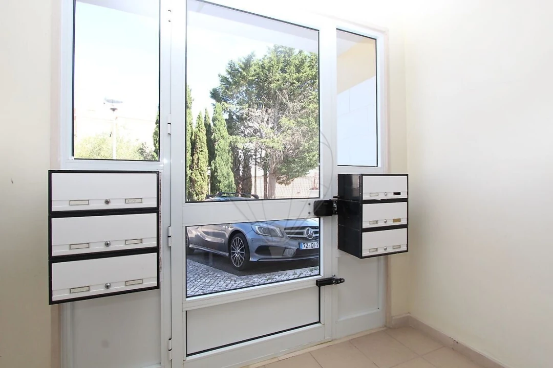Apartamento T2 para Venda em Malveira e São Miguel de Alcainça Foto 25