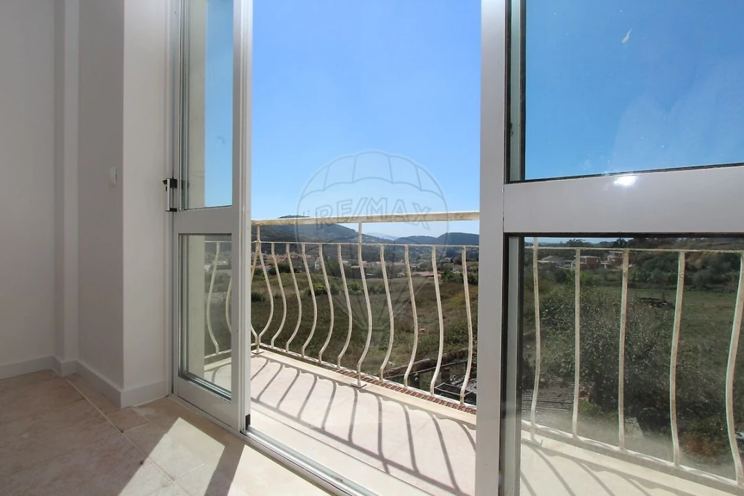 Apartamento T2 para Venda em Malveira e São Miguel de Alcainça Foto 15