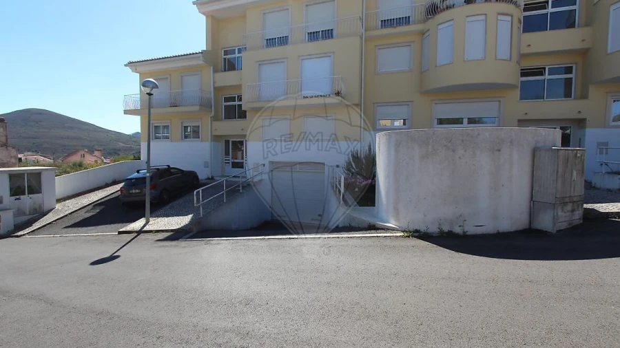 Apartamento T2 para Venda em Malveira e São Miguel de Alcainça