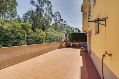 Apartamento T4 para Venda em Laranjeiro e Feijó
