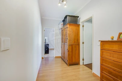 Apartamento T4 para Venda em Laranjeiro e Feijó