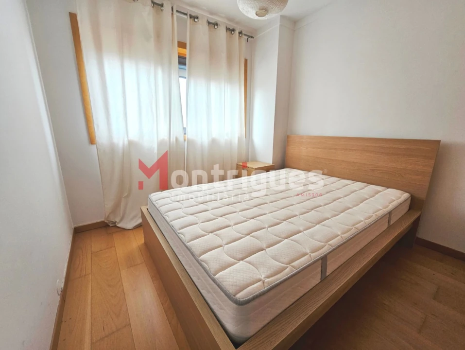 Apartamento T1 para Arrendamento em Parque das Nações Foto 10