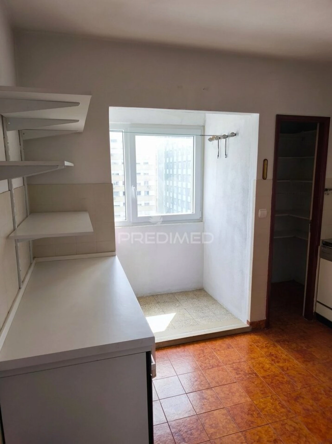 Apartamento T3 para Venda em Santo António dos Cavaleiros e Frielas Foto 8
