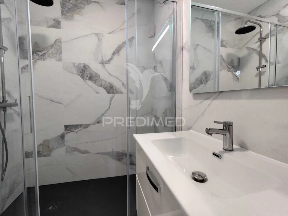 Apartamento T3 para Venda em Seixal, Arrentela e Aldeia de Paio Pires Foto 18
