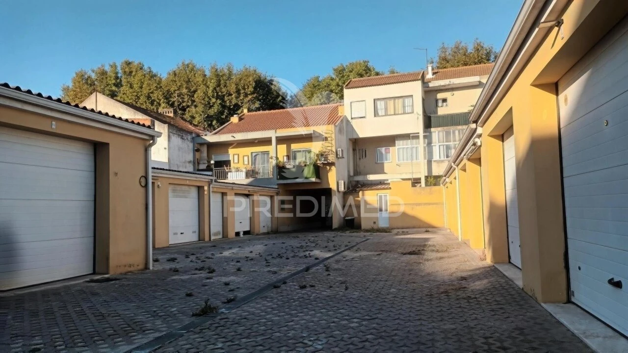 Garagem para Venda em Moita Foto 7