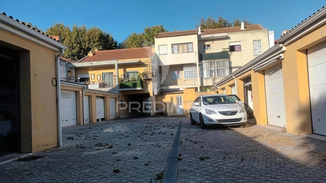 Garagem para Venda em Moita Foto 8