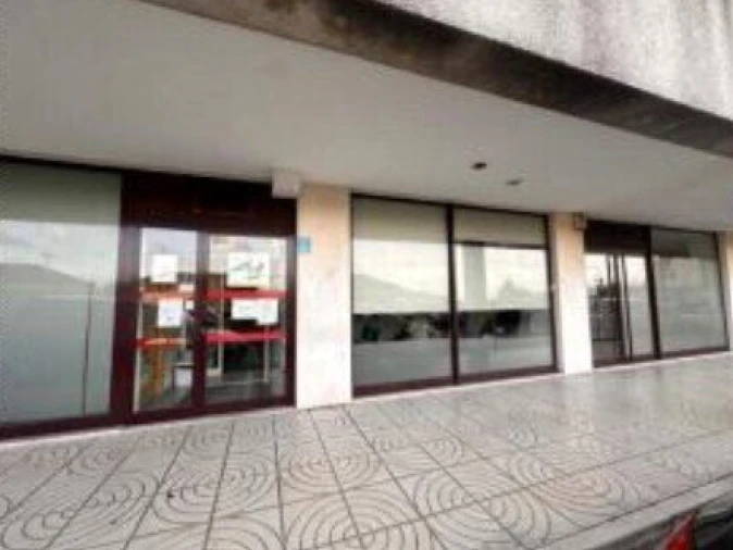 Loja para Venda em Pedroso e Seixezelo Foto 2
