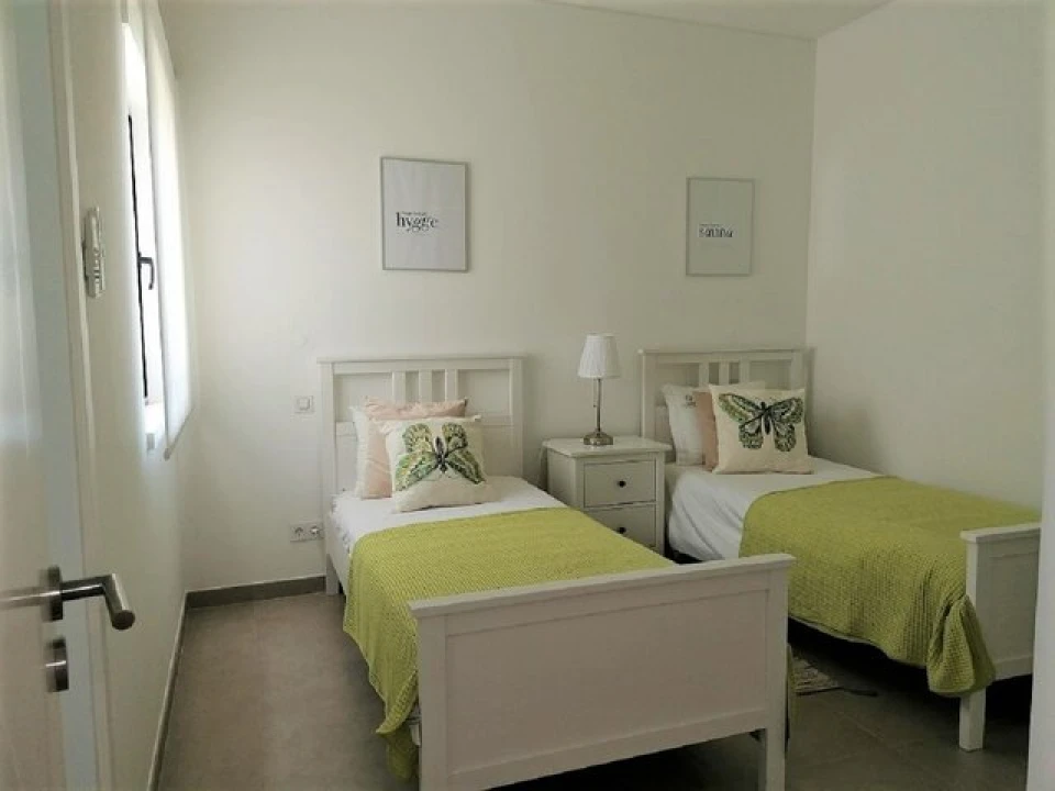Apartamento T2 para Venda em Quarteira Foto 14