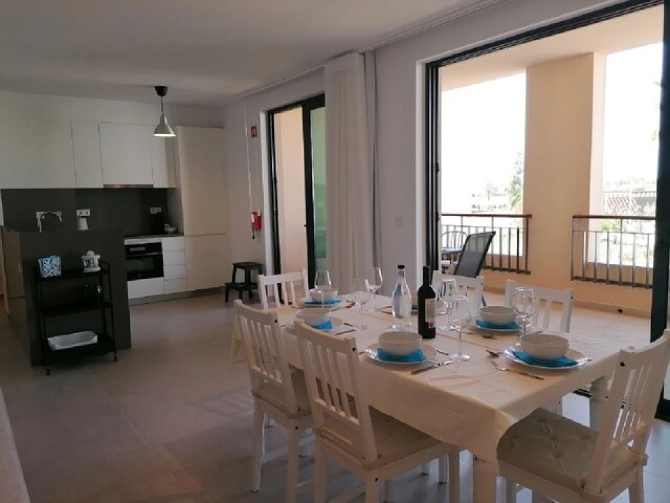 Apartamento T2 para Venda em Quarteira Foto 3
