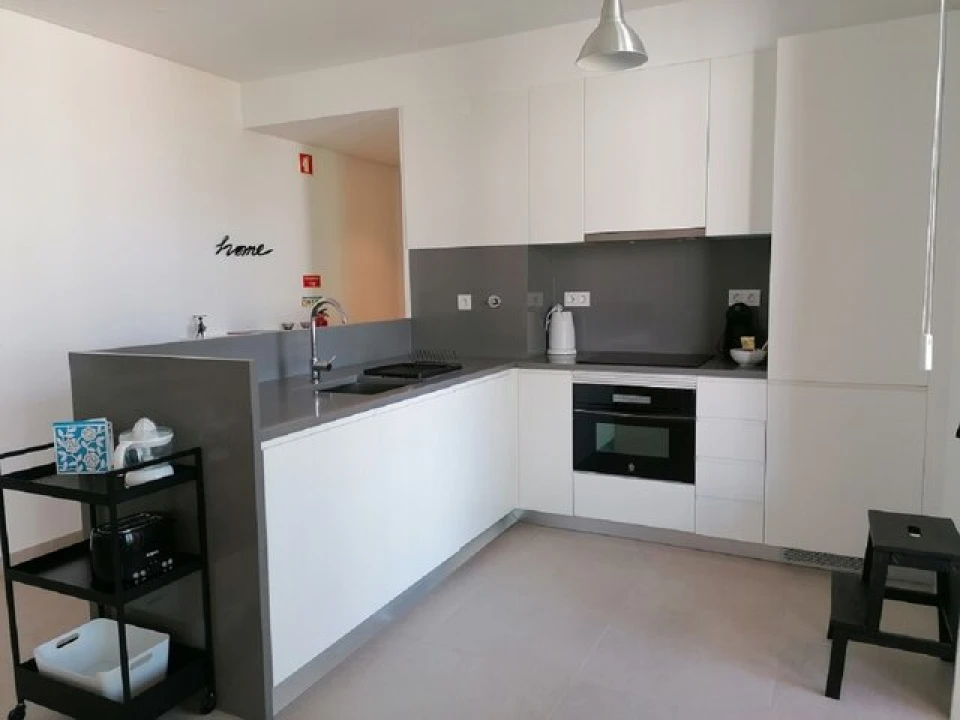 Apartamento T2 para Venda em Quarteira Foto 4